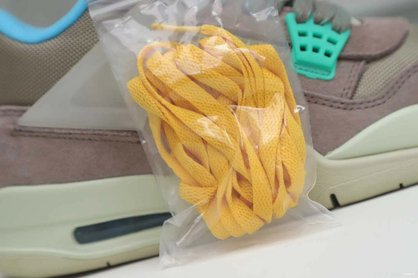 LA AIR X RETRO JORDAN UNION 4 'TAUPE HAZE' 1024